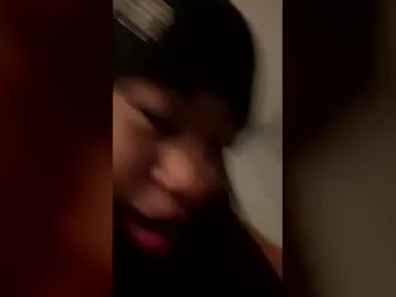 kat2025 on Chaturbate