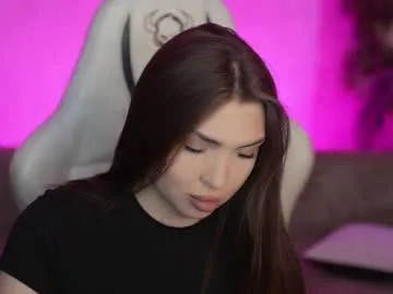 kira0541 on Chaturbate