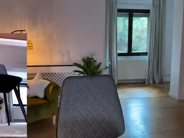 legswattitude on Chaturbate