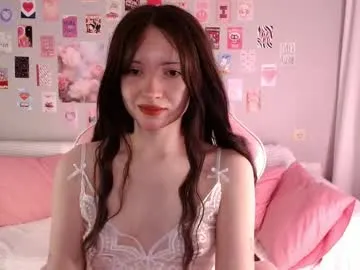 lexi_liam — Heeyyy! :) Welcome to my room! My name is Lexi! #socks  #pvt  #twerk  #piercing  #creampie