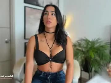 Freechat leyla_steel on Chaturbate