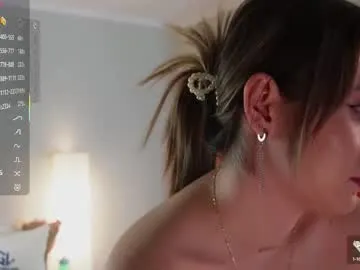 lisamayson on Chaturbate