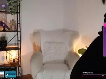 lucylia_ on Chaturbate