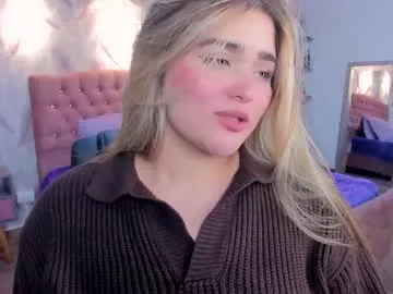 luna_volk model from cb