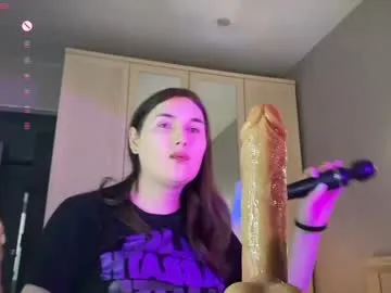 maria_bowie — GOAL: Dick wanking [35 tokens remaining] Welcome to my room! For good mood: 100/Dick wanking: 300/Fingering ass: 400 #femdom #cock #cute #deepthroat #bbc