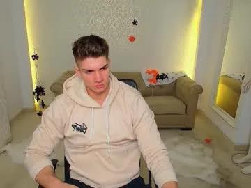 maxkaiden — Fun Vibes  #muscle #young #18 #bigcock #stud #flex