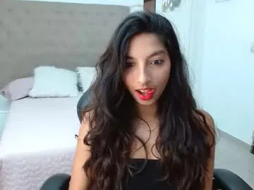 maydivaxox on Chaturbate
