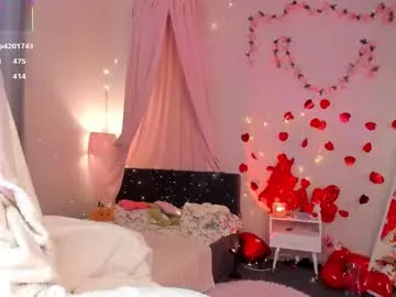 megan_nelson — GOAL: spread and squeeze big ass close to cam [4 tokens remaining] professional maid ready to clean your dick favourite vibes: 11/77/99/102tk #cosplay #stockings #bigass #curvy #cute