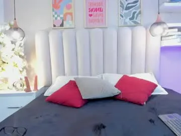 mia__bailey_