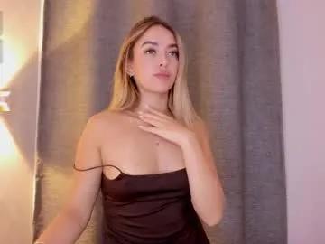 Freechat mia_white11 on Chaturbate
