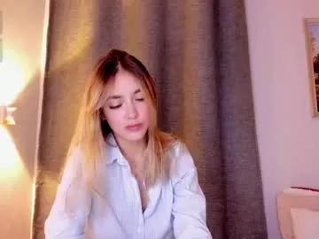 Freechat mia_white11 on Chaturbate