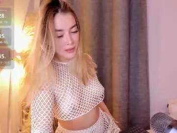Freechat mia_white11 on Chaturbate