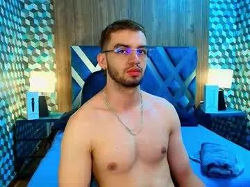 Freechat michael_magno on Chaturbate