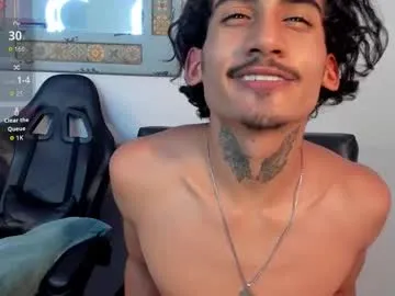 mr_strike on Chaturbate