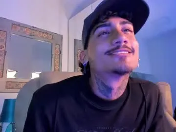 mr_strike on Chaturbate