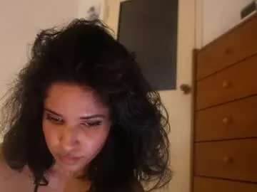 mriea_ on Chaturbate