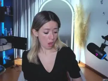 nickywindsor on Chaturbate