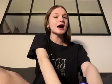 nloraaa — lash in my ass [547 tokens left]