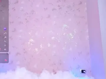 noa_butterfly on Chaturbate