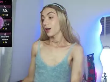 noahfox_12 on Chaturbate