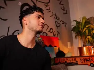 noha_miler on Chaturbate