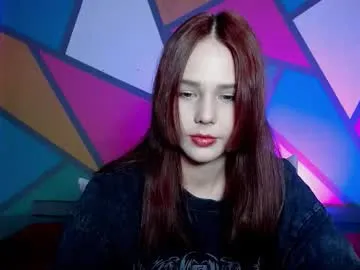 onessandra on Chaturbate