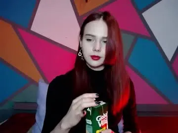 onessandra on Chaturbate