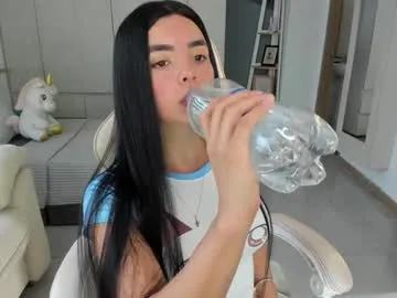 pavlovacoluccii_ on Chaturbate