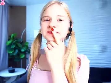 Freechat phyllisearney on Chaturbate