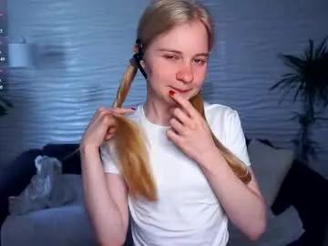 Freechat phyllisearney on Chaturbate