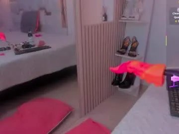 pittandlunaa69 on Chaturbate 