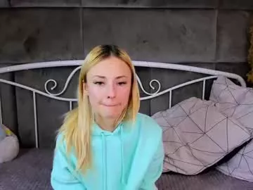 polly_milles on Chaturbate