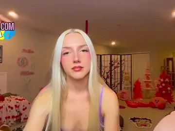 riababe on Chaturbate