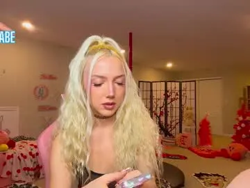 riababe on Chaturbate