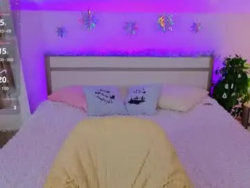 selenamills on Chaturbate