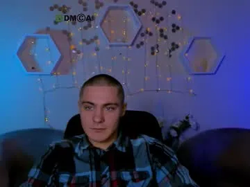 thomas_crow on Chaturbate