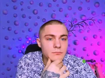 thomas_crow on Chaturbate