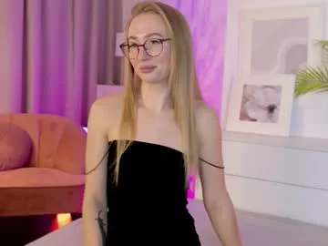 victorialight on Chaturbate