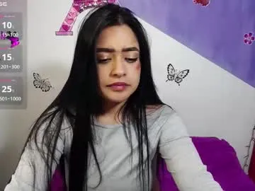 vio_let_ on Chaturbate