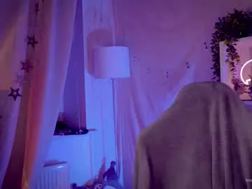 vronnier on Chaturbate