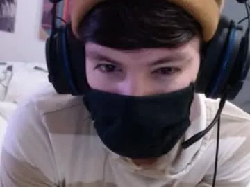 xxwhitefoxx on Chaturbate