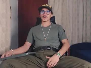 Freechat xxxhome_alonexxx on Chaturbate