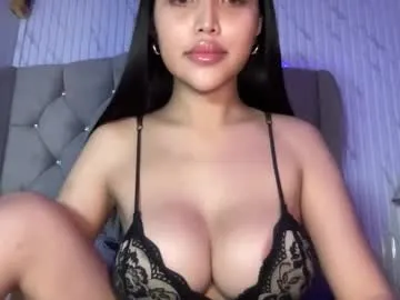 ylonagrae on Chaturbate