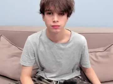 your_shy_guy on Chaturbate