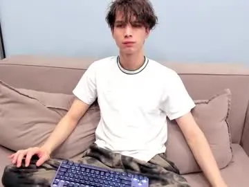 your_shy_guy on Chaturbate