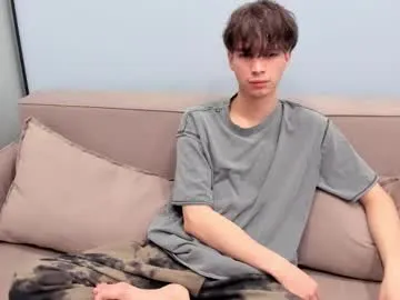 your_shy_guy on Chaturbate