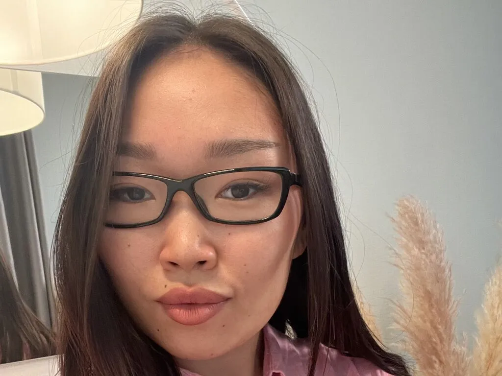 AdriaNochi — 
I like sensual people. Open Your heart if You`d like to. On the other hand I can blow Your mind away.