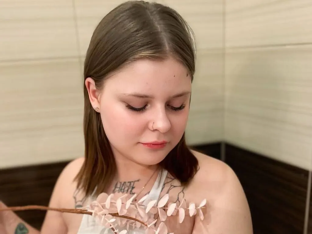 AliceLisse — fun and active flirting