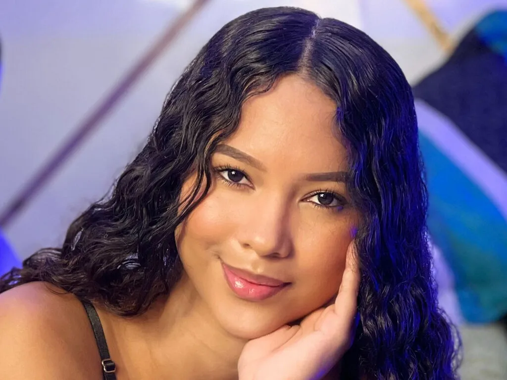 AnjheliFox — I love playful flirting, deep eye contact, and creating a vibe that feels intimate and real. I enjoy teasing, slow moments, and making you feel seen and desired. Come relax, have fun, and let's enjoy the chemistry together. 