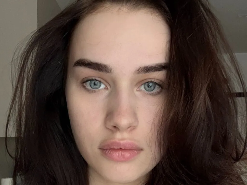 BrigidEberl — I love Dogs, walking on nature (sometimes naked), eat tasty food and watching serials. 